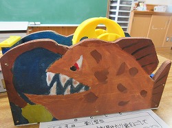 ６年生 図工 テープカッターの鑑賞 かぎやっ子日記