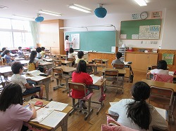 ４年生 算数 折れ線グラフ かぎやっ子日記