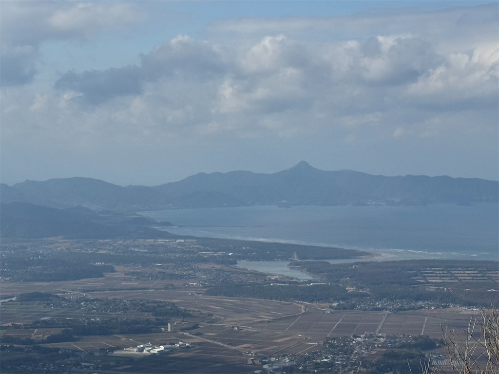 ヤフメリ57・法螺貝・山伏・修験者・金峯山・羽黒山・戦国武将・縁起物・熊除け笛 金峰山」登山！三峰の頂からの絶景展望 - 嶺と轍 ｜peak ＆ ride