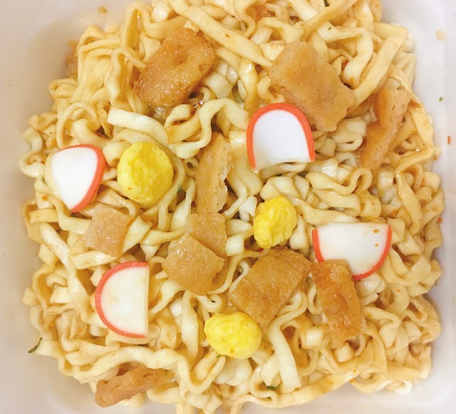 赤いきつね焼うどんの中身