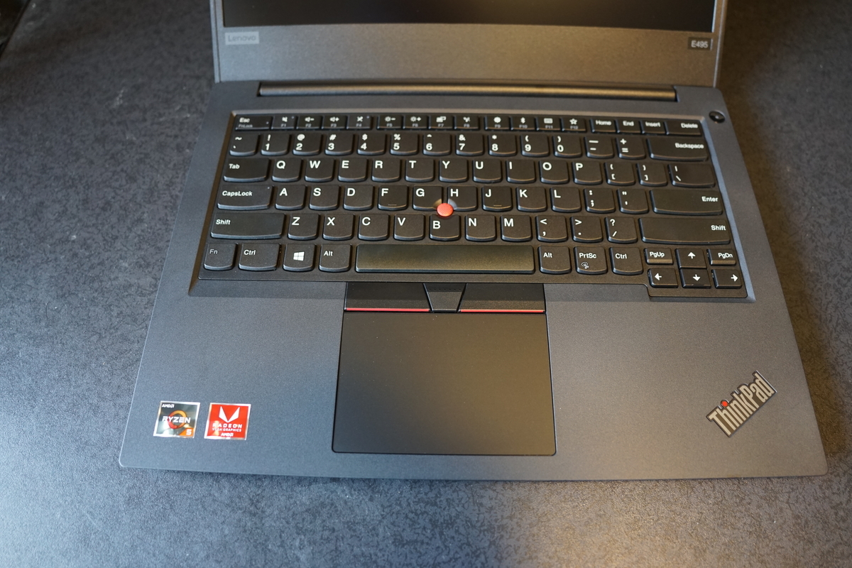 ThinkPad E495を購入した(購入からWindows無しのBIOSアップデートまで