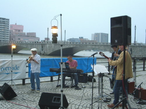 f:id:kajiakira:20110623121745j:image f:id:kajiakira:20110623121745j:image