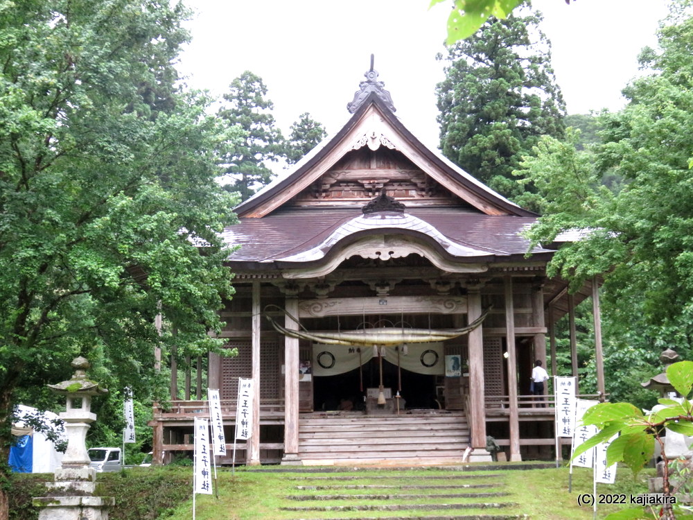 豪雨の中、二王子岳麓に鎮座する下越総鎮守「二王子神社」へ初めて参拝。