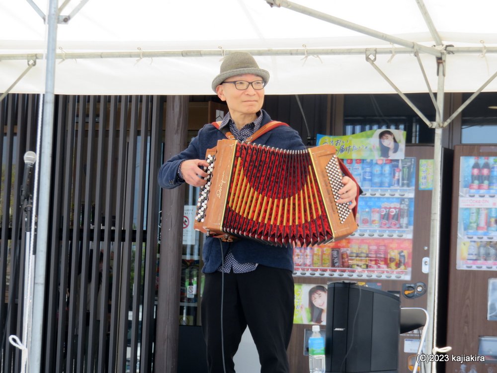 「道の駅　加治川」１周年祭と音楽コンサート