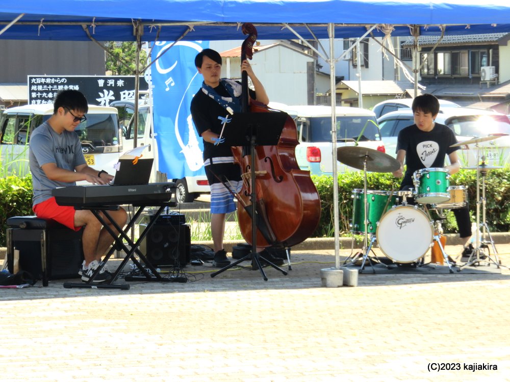 萩野元trio「出雲崎ストリートジャズ2023」