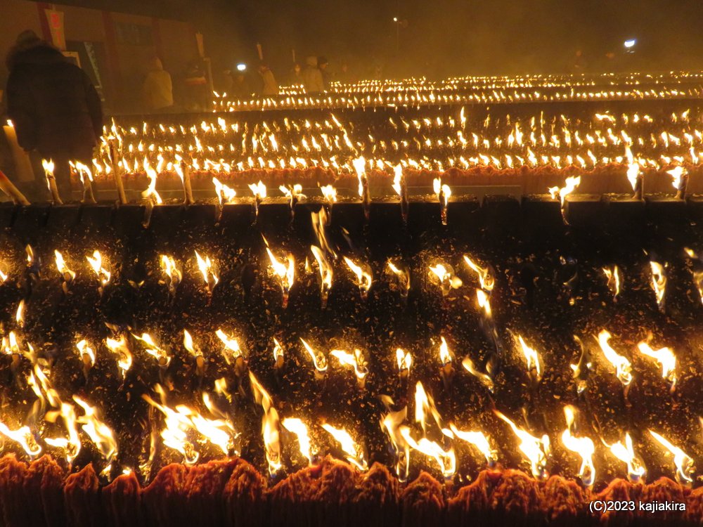 長岡市「宝徳山稲荷大社」の神事「神幸祭（よまつり）」2023