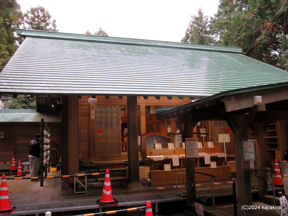 阿賀野市「旦飯野神社」参拝と「愛着珈琲出湯温泉喫茶室」のカレー