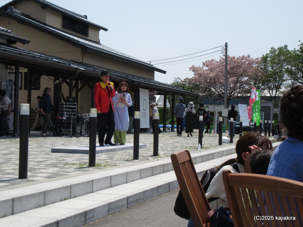 「道の駅加治川」3周年祭(2日目)、松井弘恵さん達のトークショー