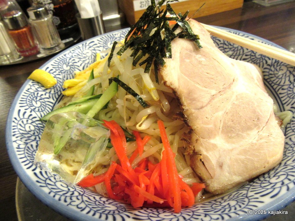 荒川らーめん魂 あしら本店で「冷やし中華」