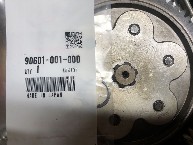 カブのエンジンその15 クラッチが - スバル360 レストア日誌 ~てんとう