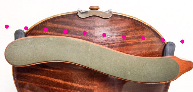 肩当てのつけ方１０ 東京･中野･練馬･江古田・ヴァイオリン･ヴィラ･音楽教室