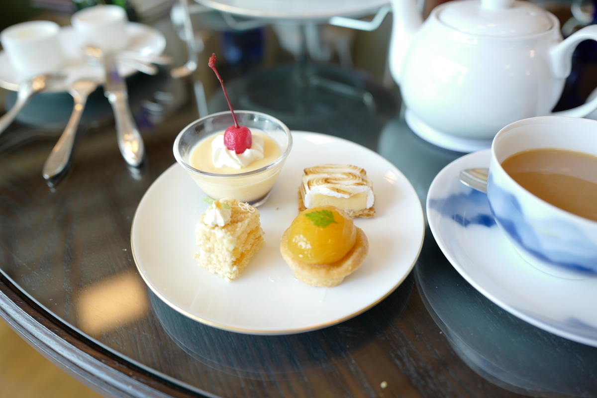 富士屋ホテルのアフタヌーンティーで出てきたケーキ