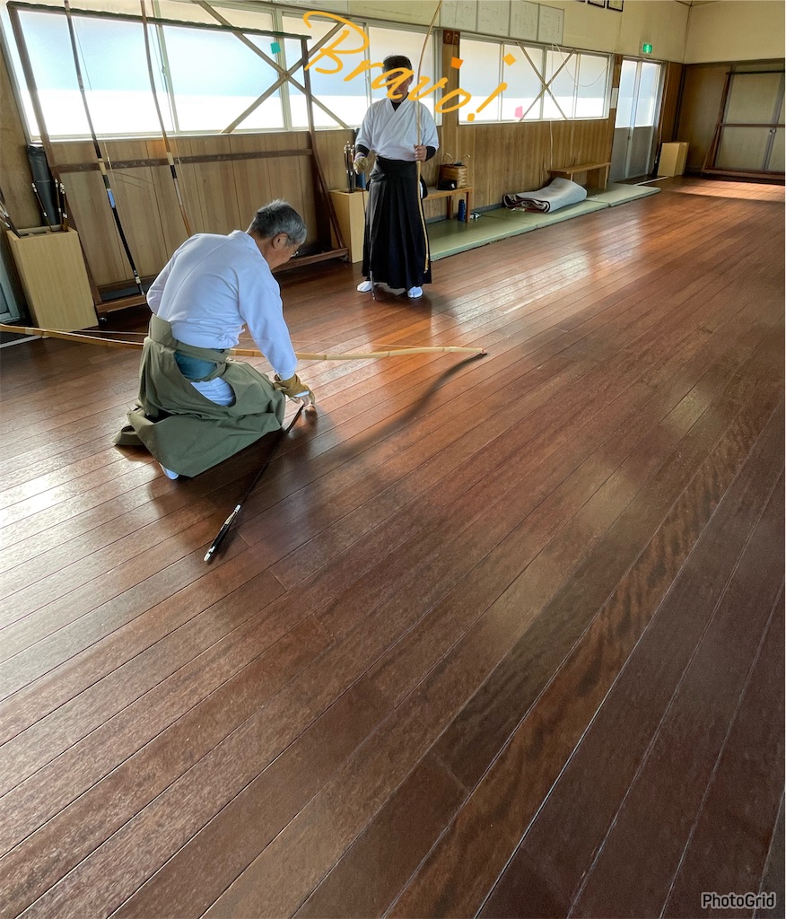 弓道で筈こぼれを改善! – 弓道 的に当たる部分 _ 弓道_妻手手の内⑤:弽の腰・平付け in 3DCG – BNYN