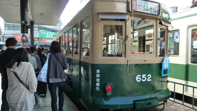 路面電車＠広島駅