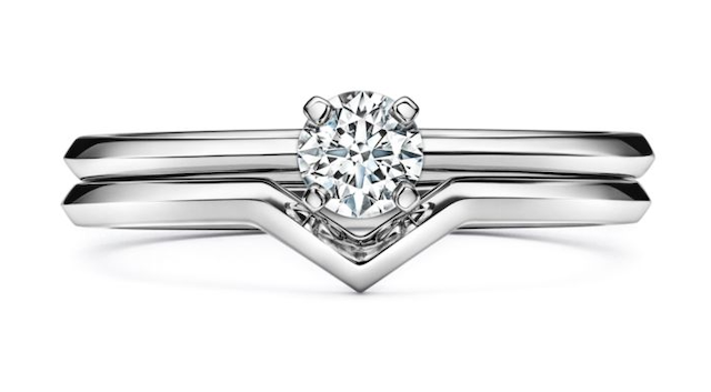 ティファニー V字型 ハート型 リング