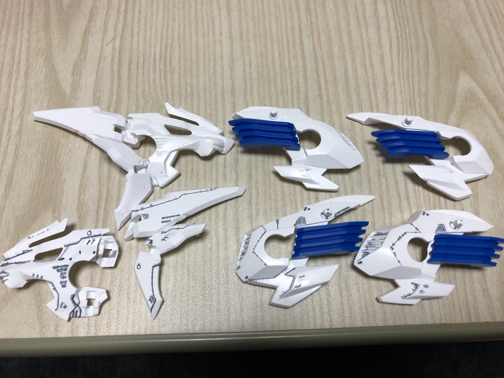 墨入れ直後ははみ出しが目立ちます