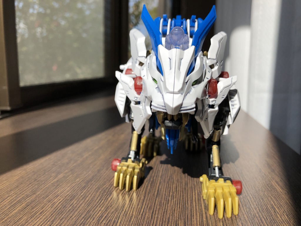 最後は正面から