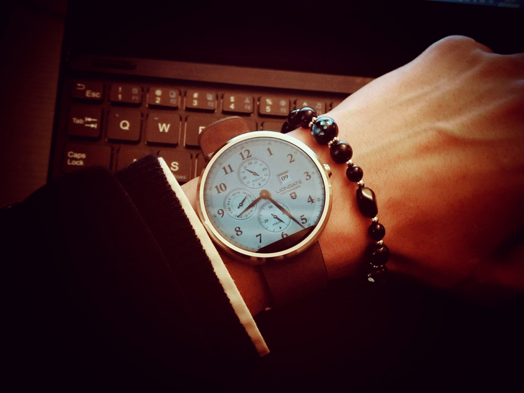 Motorola Moto 360 1st レビュー どれ程の必要が Motorola Moto 360 1st レビュー どれ程の必要が