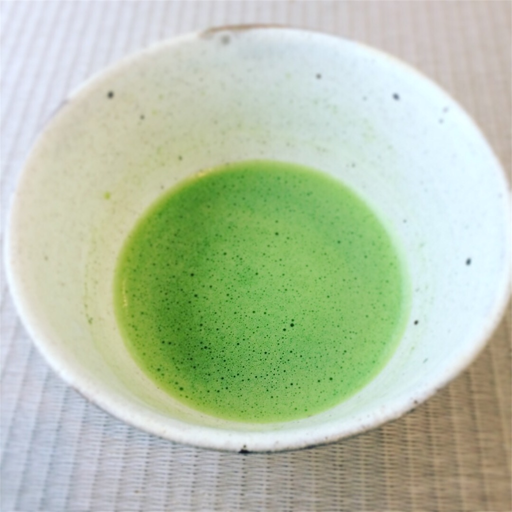 抹茶を飲む時にお茶碗を回す理由 Everything Is Better Than