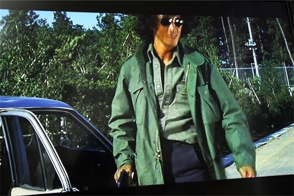 究極の戦闘服で気分はタクシードライバー！映画から見るM-65フィールド