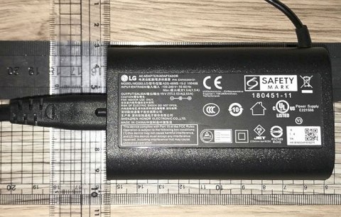 充電器・ACアダプターの大きさ