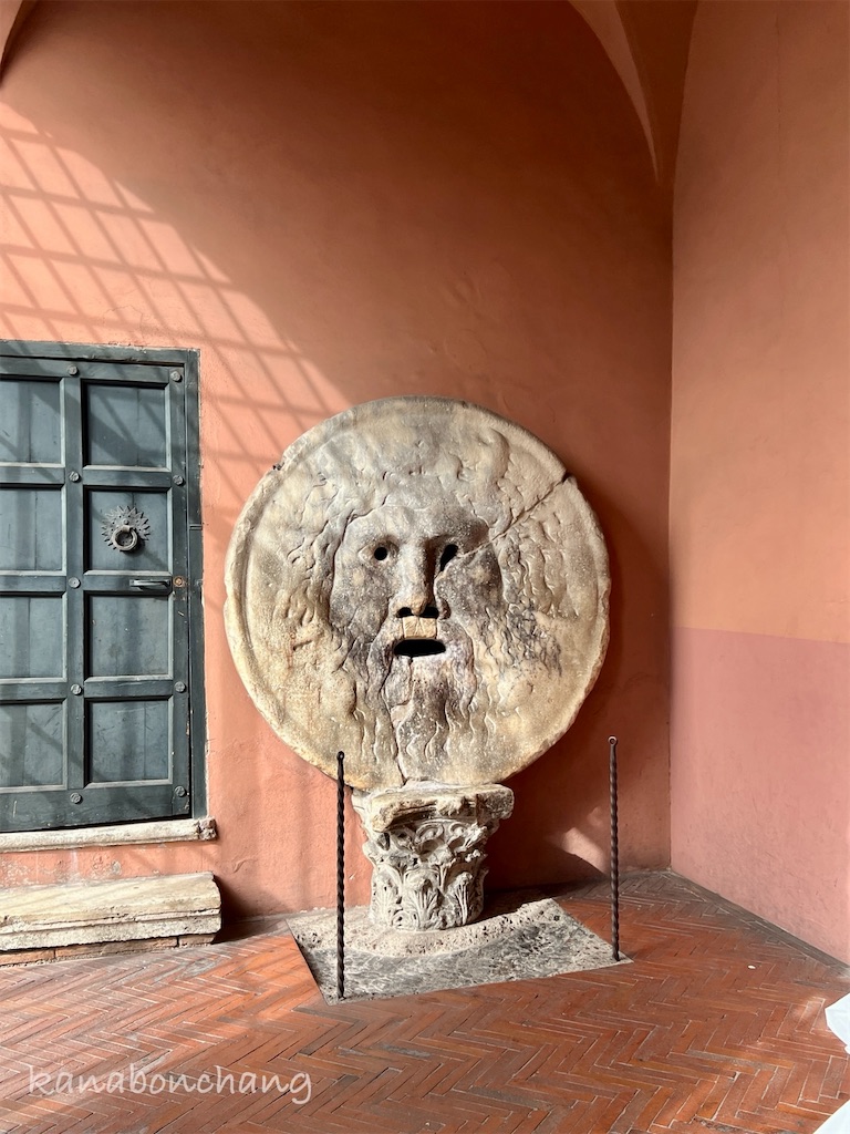 真実の口 2023-02-23: 真実の口｜塀