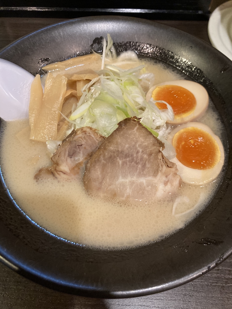 麺屋はやたろう!LINE会員限定の特別ラーメン!濃厚豚骨らーめんが美味い!980円!12月限定! 静岡放浪記だら 麺屋はやたろう!LINE会員限定の特別ラーメン!濃厚豚骨らーめんが美味い!980円!12月限定! 静岡放浪記だら