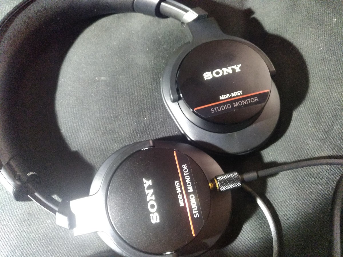 SONY MDR-M1ST