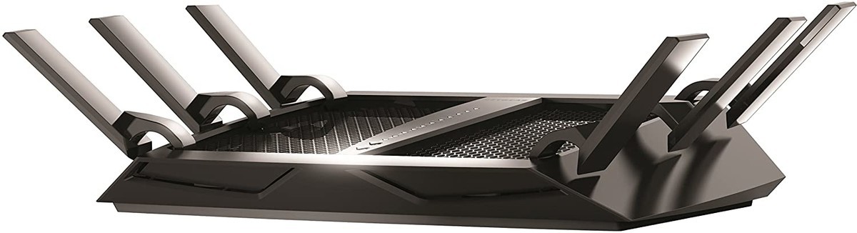 NETGEAR R8000P
