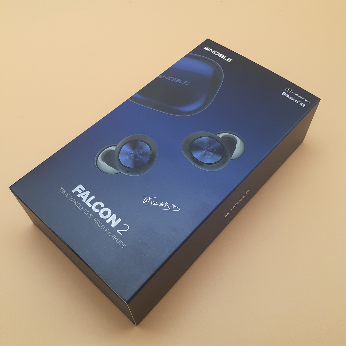 完全ワイヤレスイヤホン Noble Audio Falcon 2 レビュー】装いも