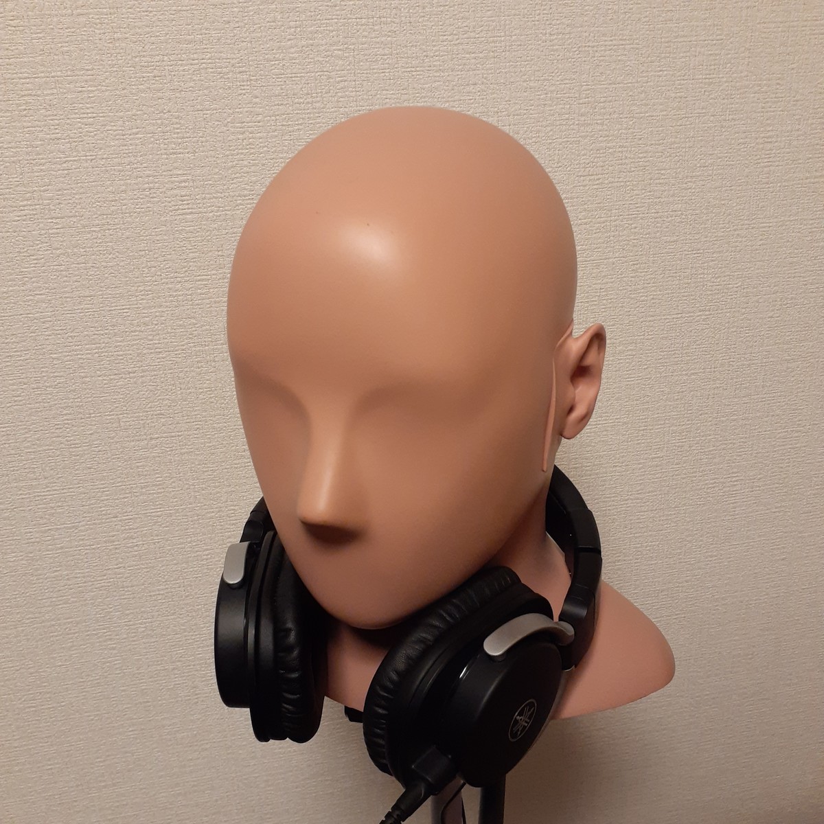 YAMAHA HPH-MT8