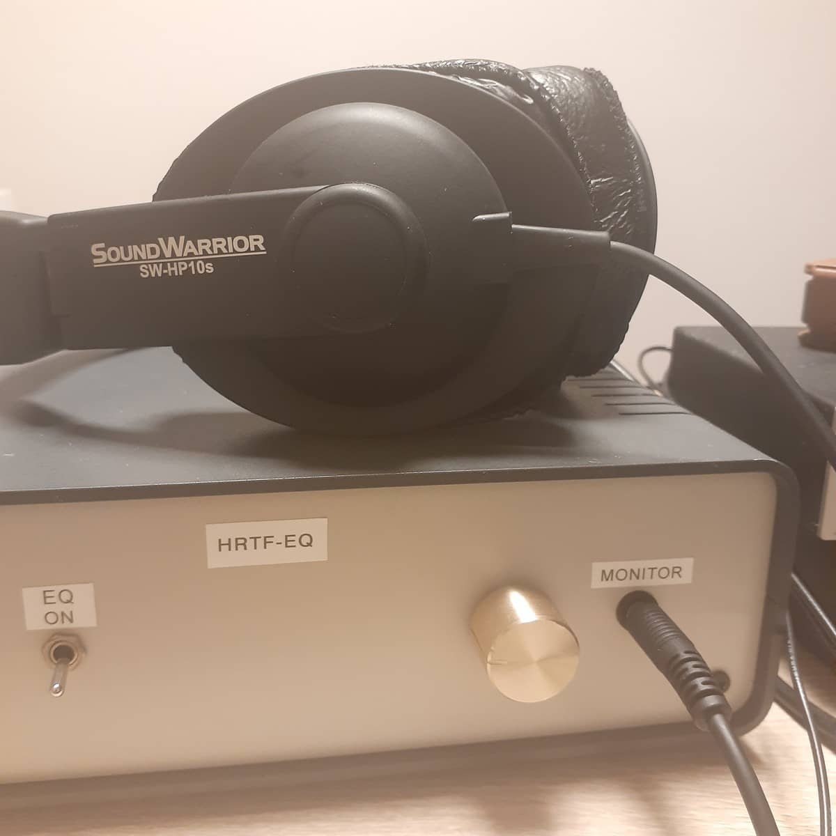 Sound Warrior SW-HP10S