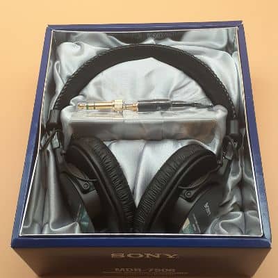 SONY MDR-7506