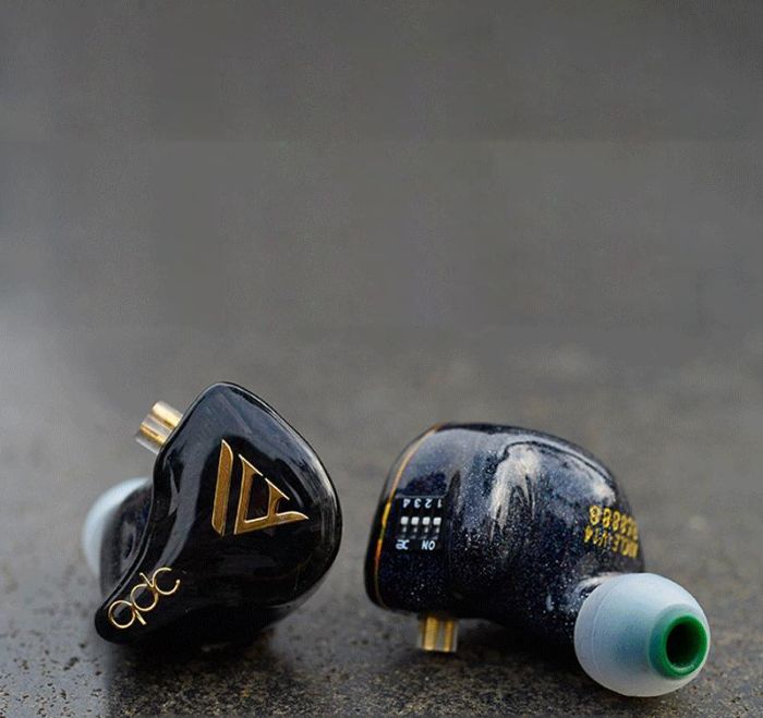 qdc Anole V14