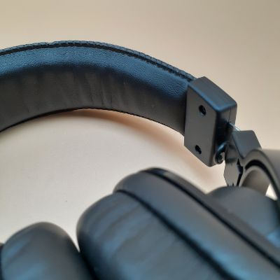 Mackie MC-100 Mackie MC-100