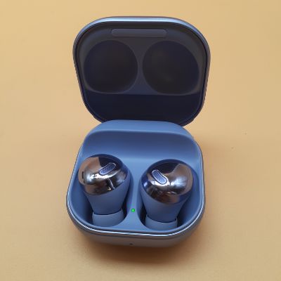 Samsung Galaxy Buds Pro レビュー｜バランスが良く、中高域が印象的に聞こえるサウンド。拡張性があり、繊細で風通しの良い