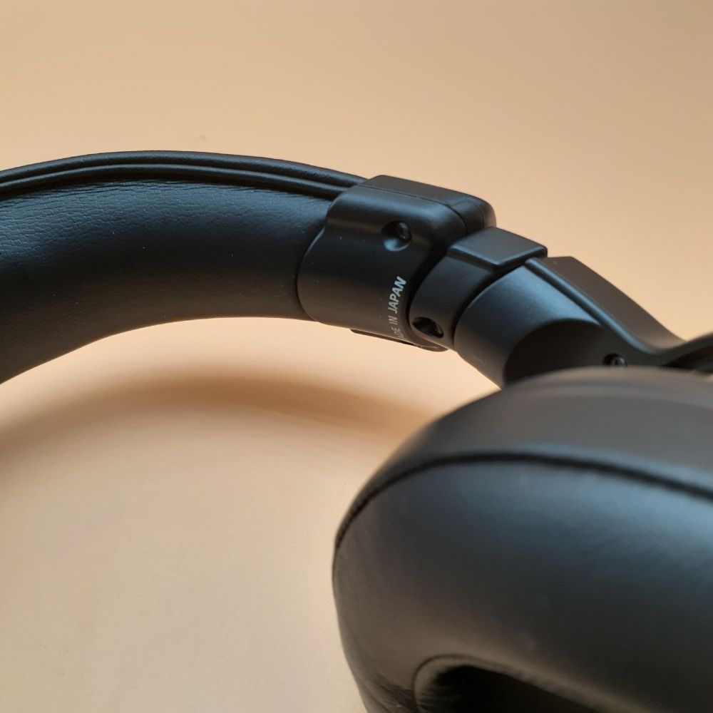 SONY MDR-M1ST SONY MDR-M1ST