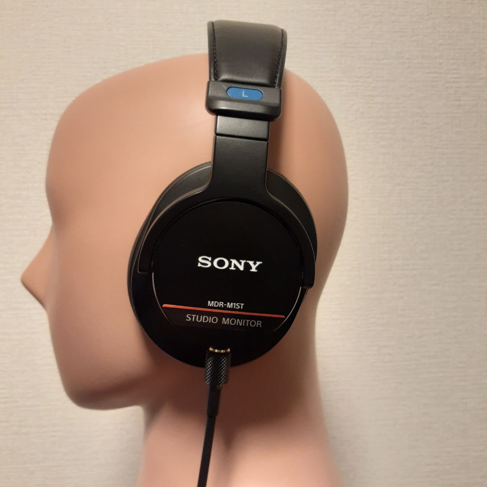 SONY MDR-M1ST