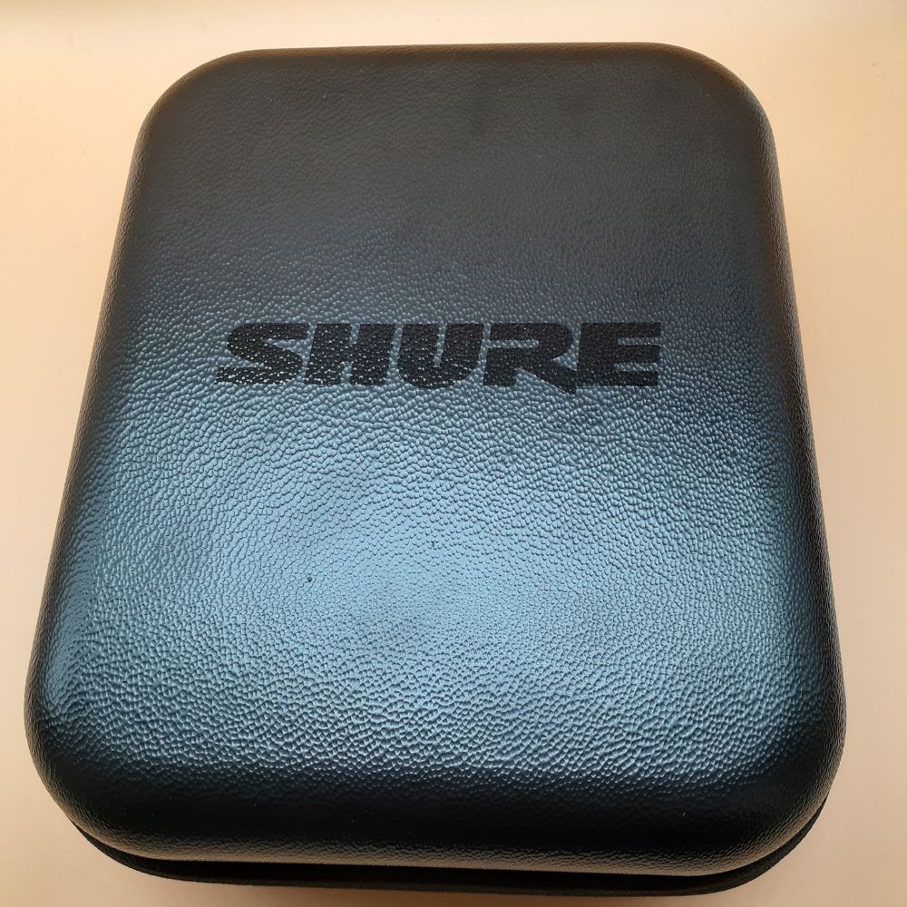 SHURE SRH1540