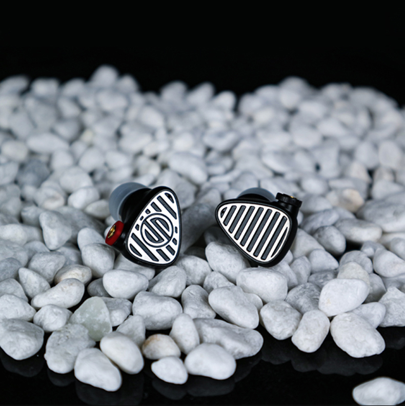 【HiFiGOニュース】最新の1BA+1DDハイブリッドIEM「BGVP DN3」