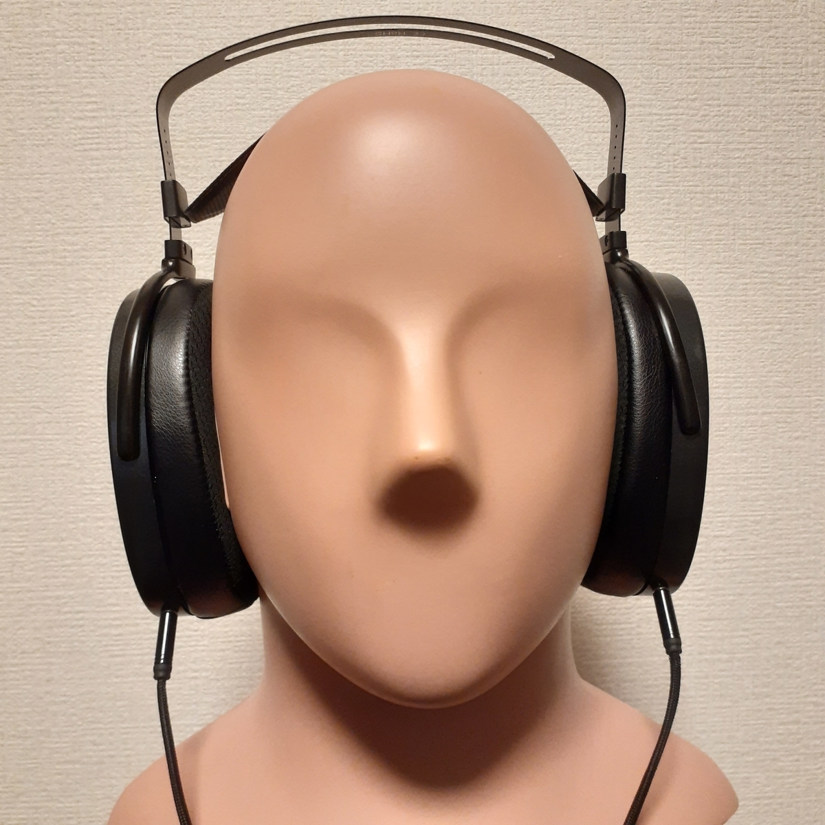 HiFiMAN Arya