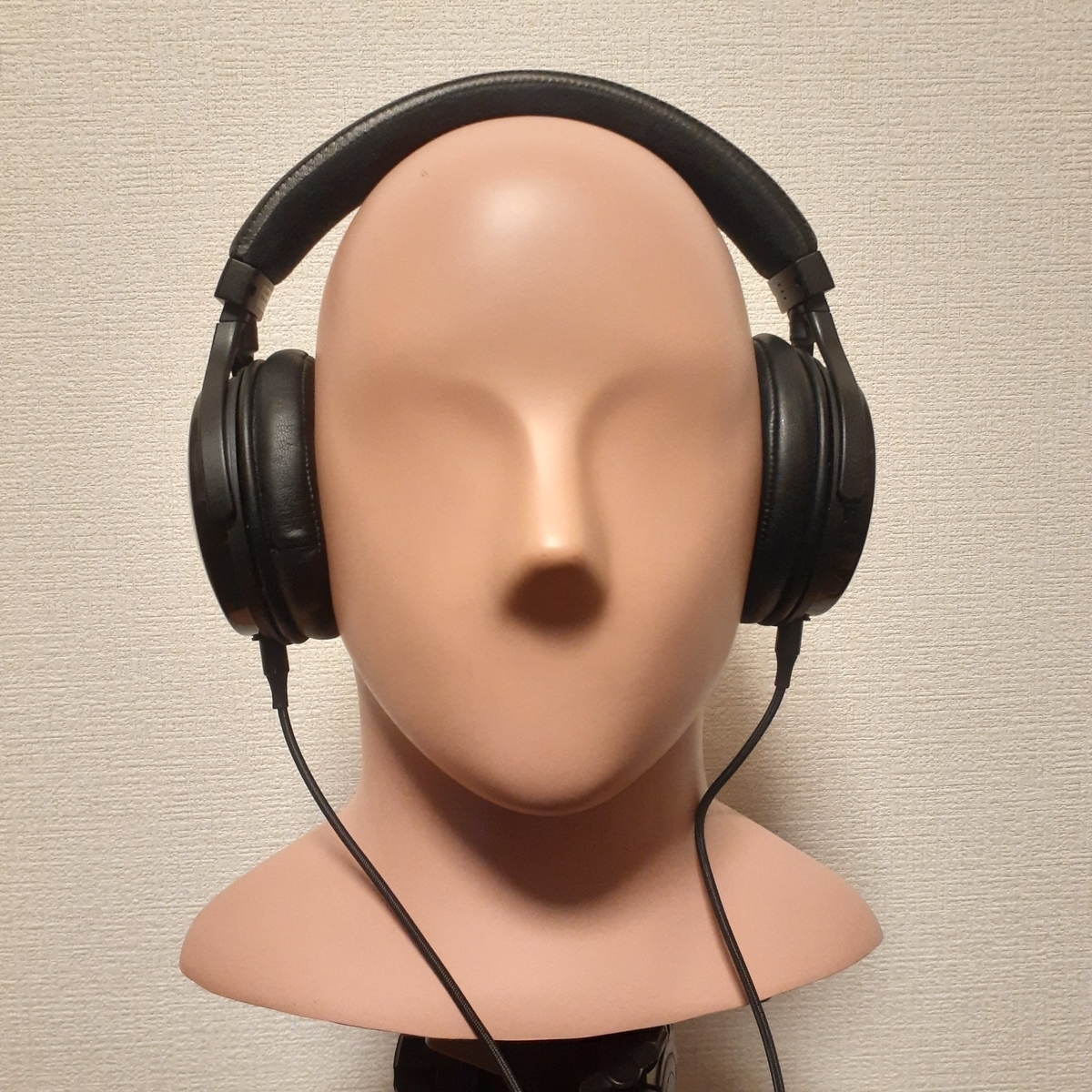beyerdynamic T5 3rd Generation Victor HA-WM90