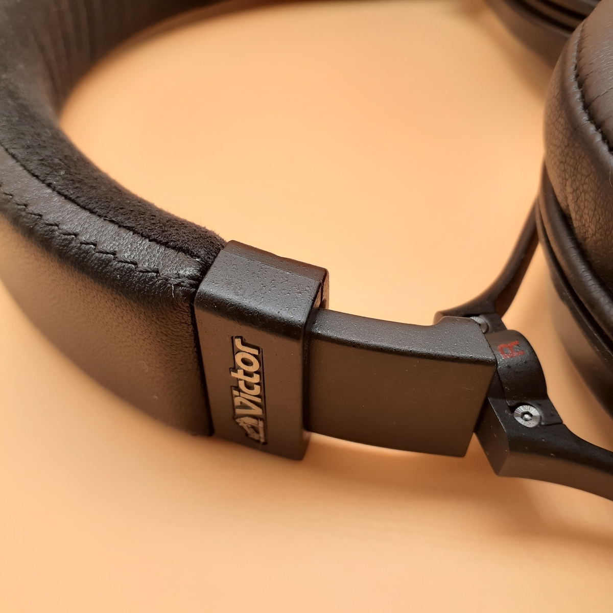 beyerdynamic T5 3rd Generation Victor HA-WM90