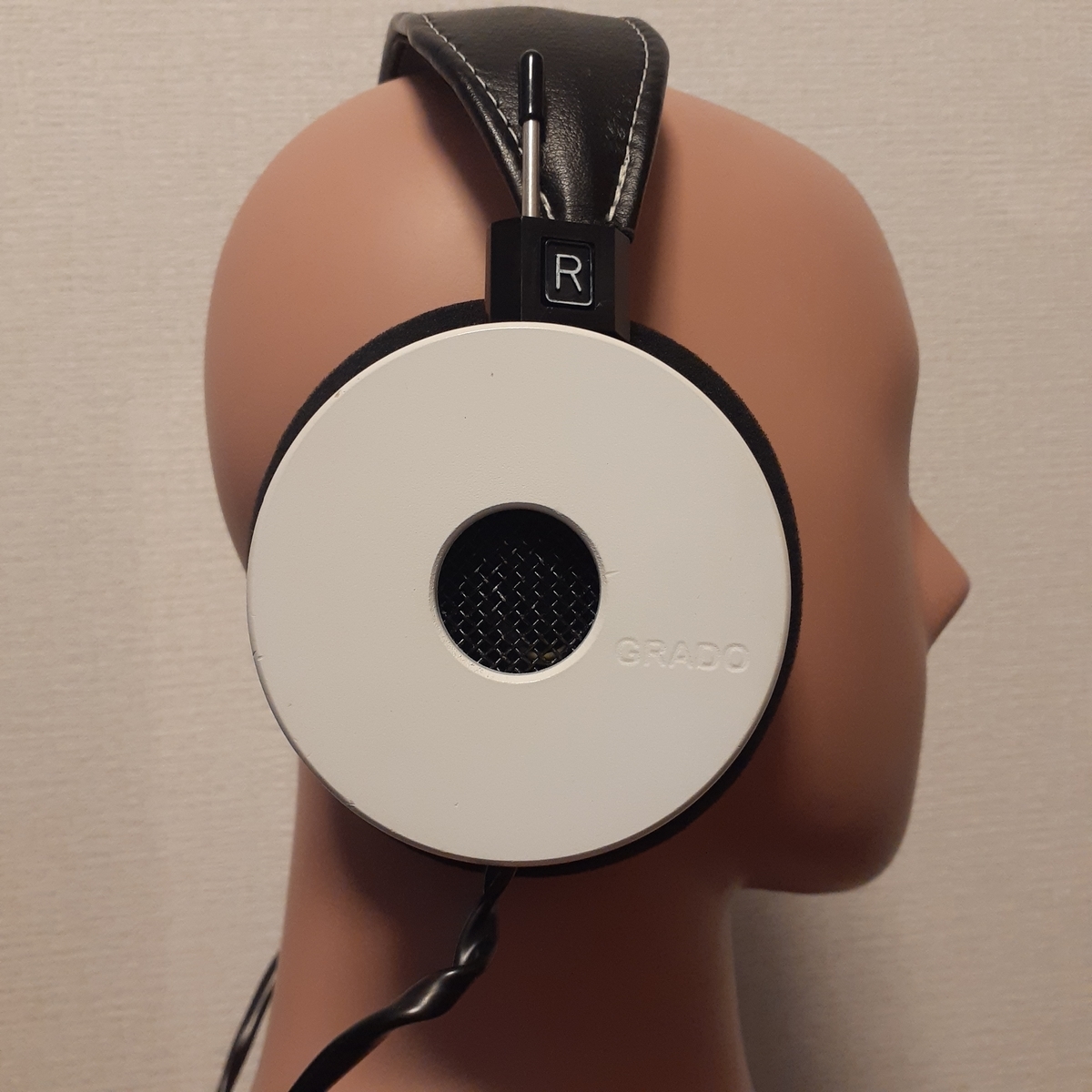 GRADO The White Headphone