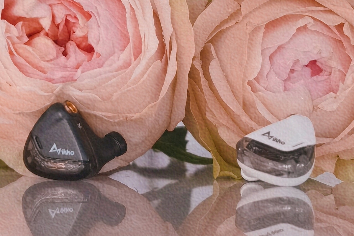 IKKO OH2 Valentine’s Day edition