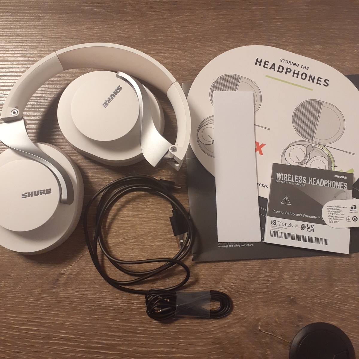 SHURE AONIC 40