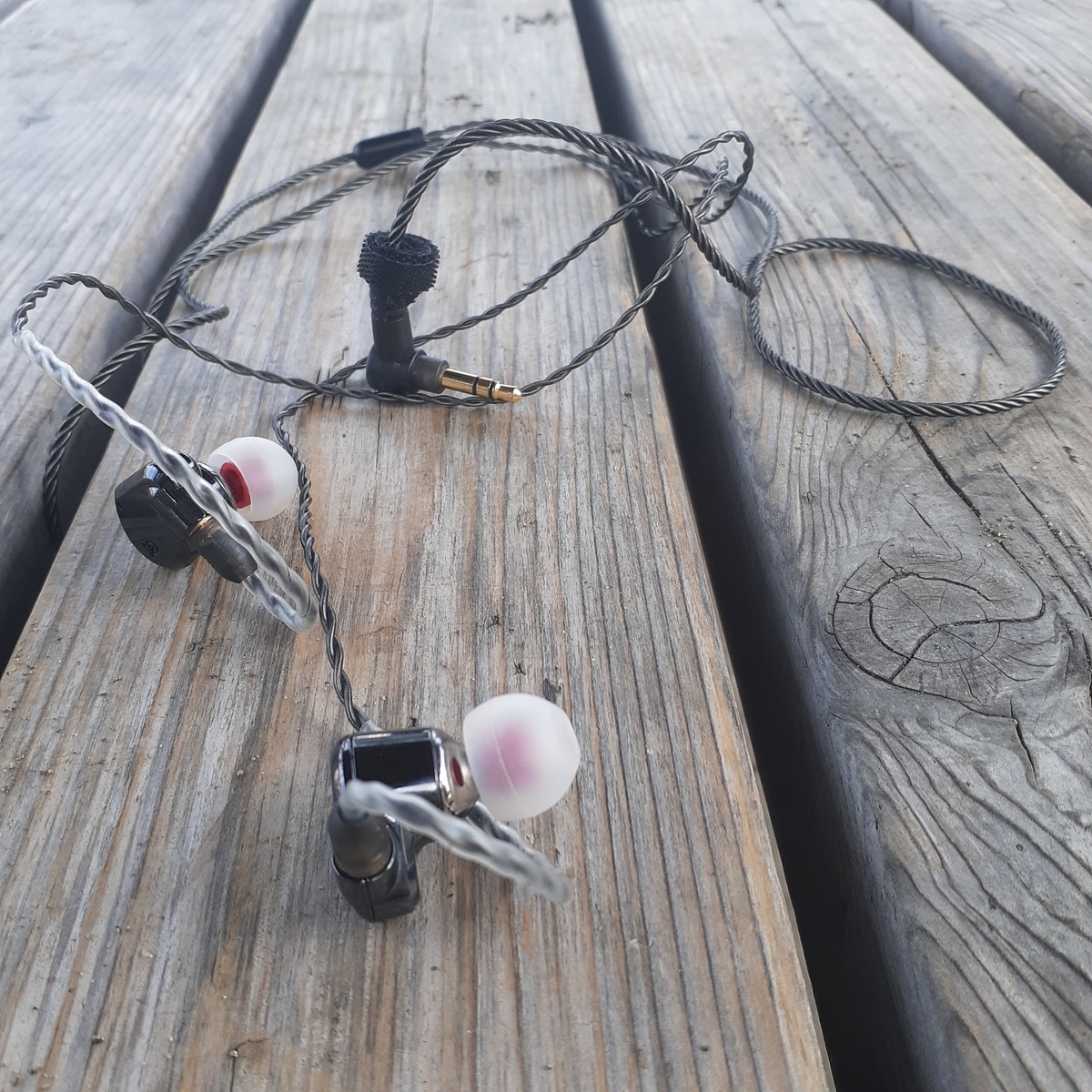 Campfire Audio DORADO 2020