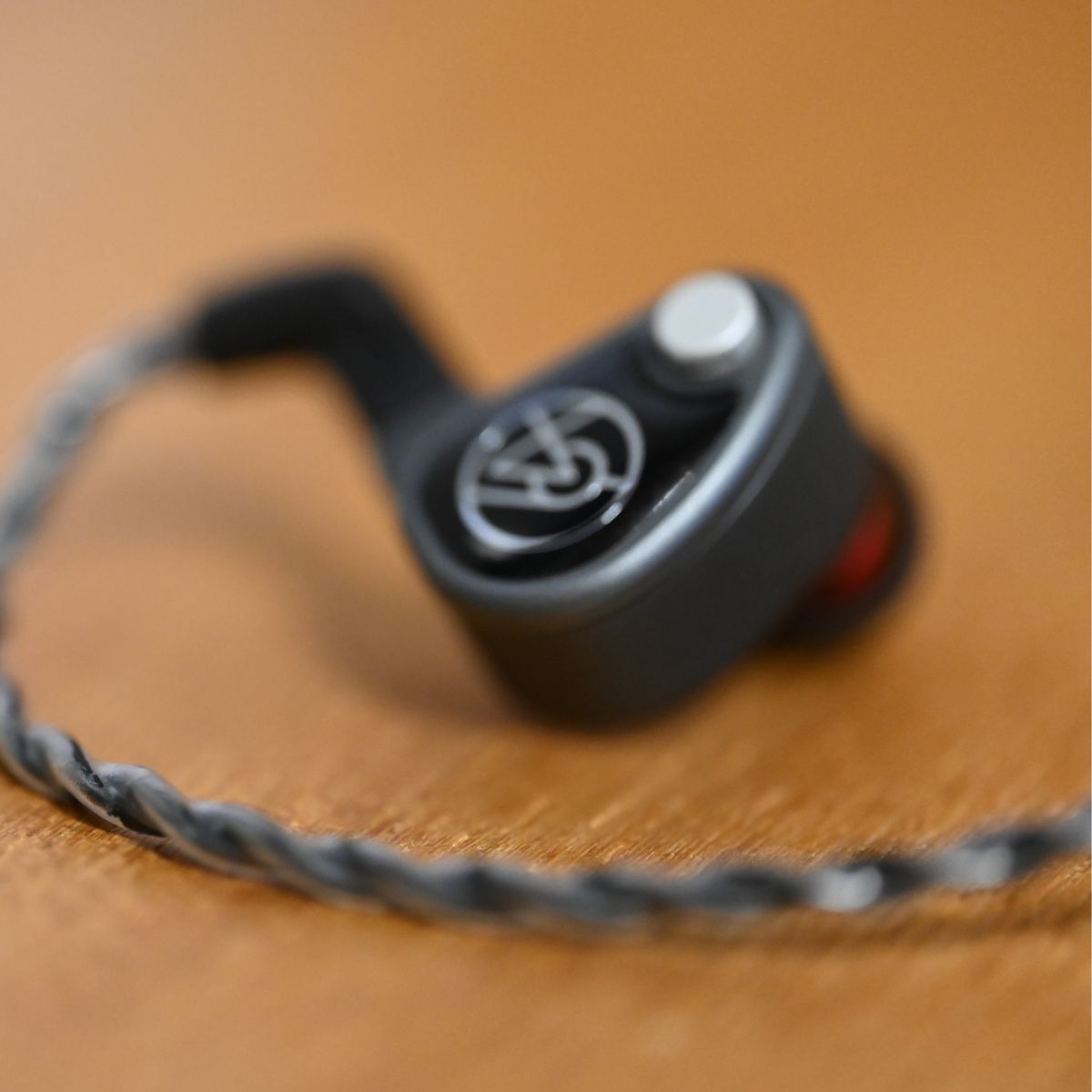 64Audio U6t