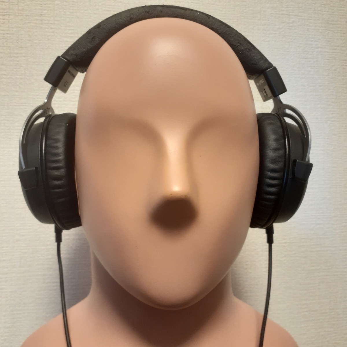 High-end Headphones Review) beyerdynamic T5p 2nd Generation