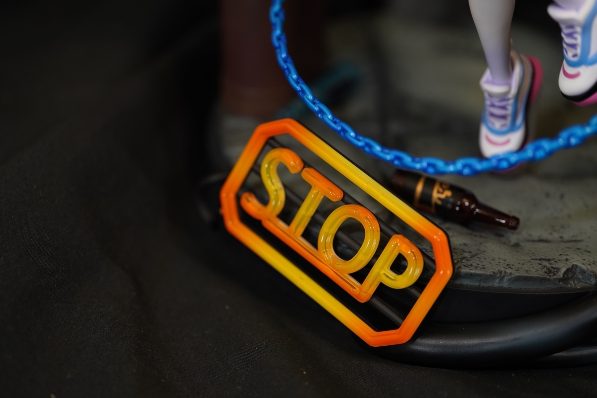 eStream 「Re:ゼロから始める異世界生活」 レム -Neon City Ver.- 1/7スケール